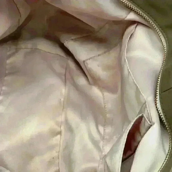 COACH Ashley Signature Tote/Hobo/Satchel Bag in Cream and Taupe - Picture 8 of 12